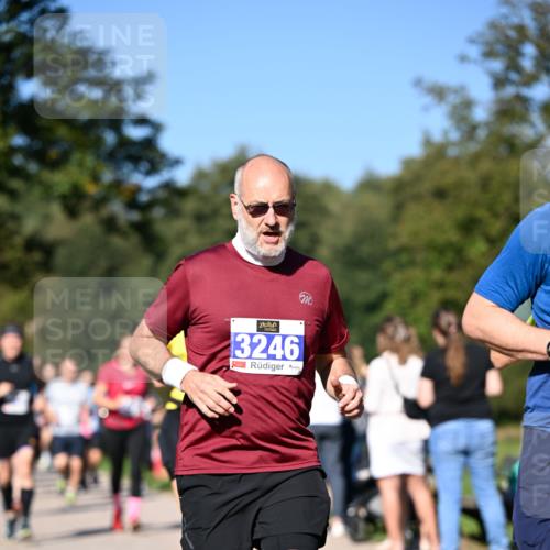 22.09.2024 - 32. Volkslauf durch das schöne Alstertal Dr. Thomas Lammeyer http://msf.ph/oto/7108125 22.09.2024 10:36:03 Laufen 3246 meine-sportfotos.de