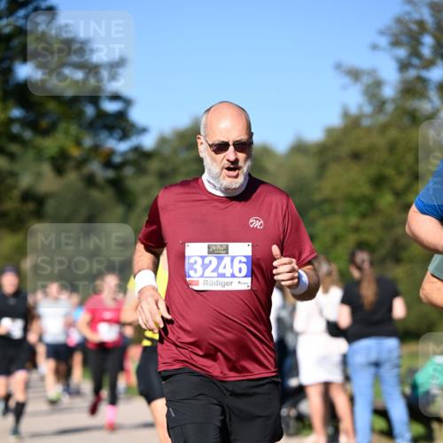22.09.2024 - 32. Volkslauf durch das schöne Alstertal Dr. Thomas Lammeyer http://msf.ph/oto/7108126 22.09.2024 10:36:03 Laufen 2, 3246 meine-sportfotos.de