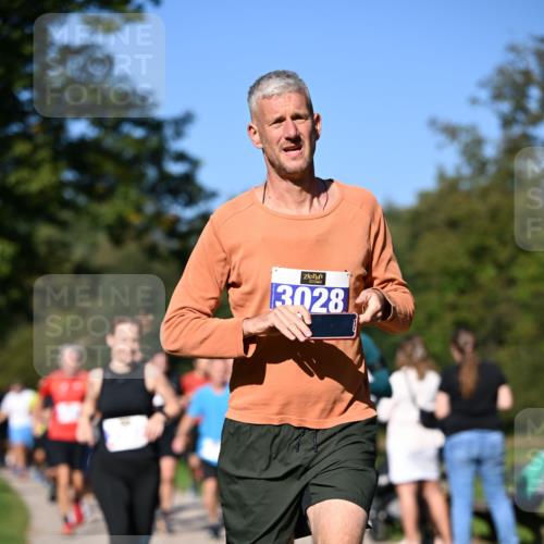 22.09.2024 - 32. Volkslauf durch das schöne Alstertal Dr. Thomas Lammeyer http://msf.ph/oto/7108180 22.09.2024 10:36:16 Laufen 3028 meine-sportfotos.de