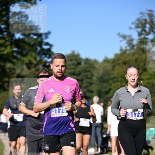 22.09.2024 - 32. Volkslauf durch das schöne Alstertal Dr. Thomas Lammeyer http://msf.ph/oto/7108258 22.09.2024 10:36:30 Laufen 3178, 3177 meine-sportfotos.de