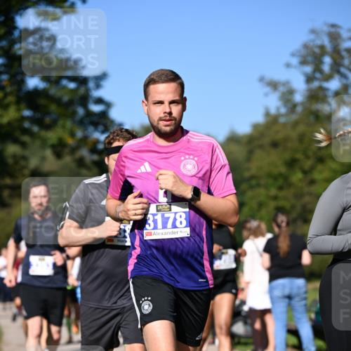 22.09.2024 - 32. Volkslauf durch das schöne Alstertal Dr. Thomas Lammeyer http://msf.ph/oto/7108262 22.09.2024 10:36:31 Laufen 3178 meine-sportfotos.de