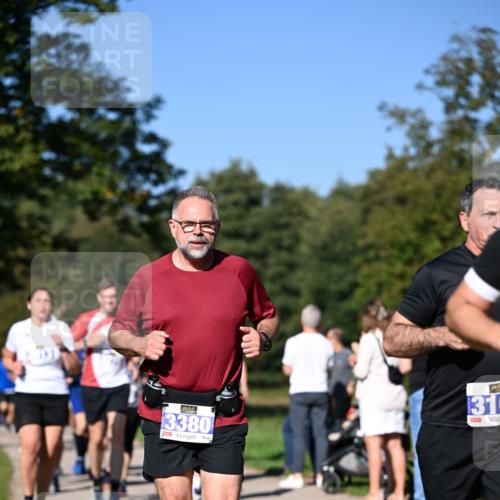 22.09.2024 - 32. Volkslauf durch das schöne Alstertal Dr. Thomas Lammeyer http://msf.ph/oto/7108328 22.09.2024 10:36:45 Laufen 3380, 31 meine-sportfotos.de