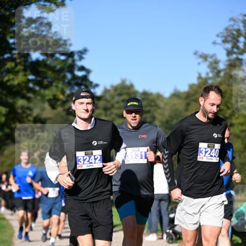 22.09.2024 - 32. Volkslauf durch das schöne Alstertal Dr. Thomas Lammeyer http://msf.ph/oto/7108377 22.09.2024 10:36:53 Laufen 3242, 3131, 3240 meine-sportfotos.de