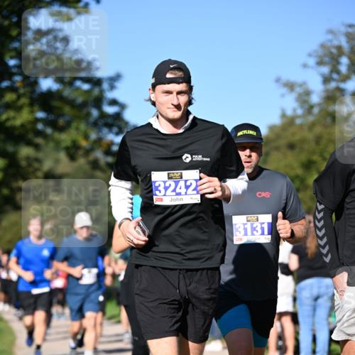 22.09.2024 - 32. Volkslauf durch das schöne Alstertal Dr. Thomas Lammeyer http://msf.ph/oto/7108382 22.09.2024 10:36:54 Laufen 3242, 3131 meine-sportfotos.de