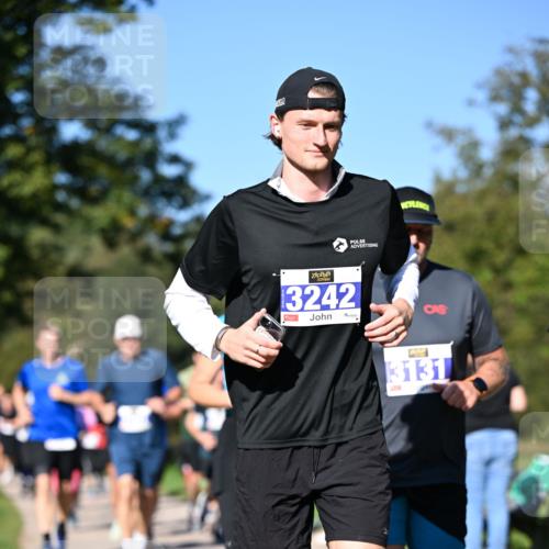 22.09.2024 - 32. Volkslauf durch das schöne Alstertal Dr. Thomas Lammeyer http://msf.ph/oto/7108384 22.09.2024 10:36:54 Laufen 3242, 3131 meine-sportfotos.de