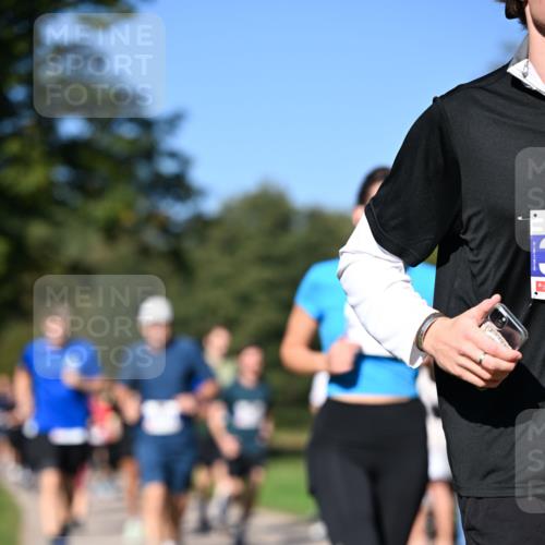 22.09.2024 - 32. Volkslauf durch das schöne Alstertal Dr. Thomas Lammeyer http://msf.ph/oto/7108385 22.09.2024 10:36:55 Laufen  meine-sportfotos.de