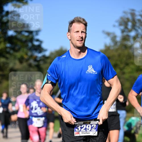 22.09.2024 - 32. Volkslauf durch das schöne Alstertal Dr. Thomas Lammeyer http://msf.ph/oto/7108409 22.09.2024 10:36:59 Laufen 3292 meine-sportfotos.de
