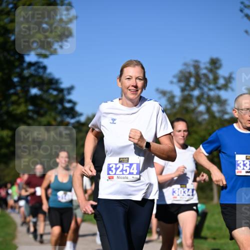 22.09.2024 - 32. Volkslauf durch das schöne Alstertal Dr. Thomas Lammeyer http://msf.ph/oto/7108576 22.09.2024 10:37:36 Laufen 3254, 3034, 133 meine-sportfotos.de