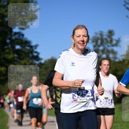 22.09.2024 - 32. Volkslauf durch das schöne Alstertal Dr. Thomas Lammeyer http://msf.ph/oto/7108578 22.09.2024 10:37:36 Laufen 3254, 3034 meine-sportfotos.de