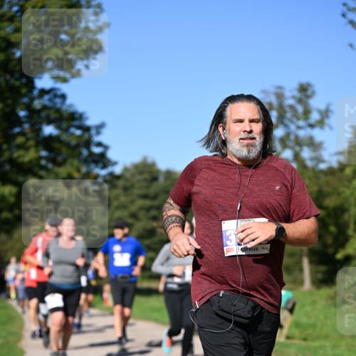 22.09.2024 - 32. Volkslauf durch das schöne Alstertal Dr. Thomas Lammeyer http://msf.ph/oto/7108605 22.09.2024 10:37:41 Laufen 3 meine-sportfotos.de