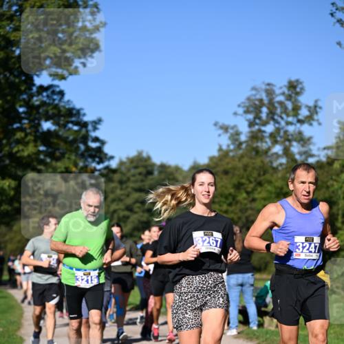 22.09.2024 - 32. Volkslauf durch das schöne Alstertal Dr. Thomas Lammeyer http://msf.ph/oto/7108654 22.09.2024 10:37:49 Laufen 3215, 3267, 3247 meine-sportfotos.de