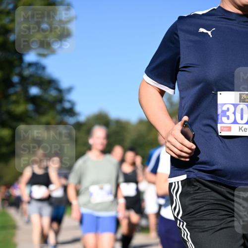 22.09.2024 - 32. Volkslauf durch das schöne Alstertal Dr. Thomas Lammeyer http://msf.ph/oto/7108705 22.09.2024 10:37:58 Laufen 30 meine-sportfotos.de
