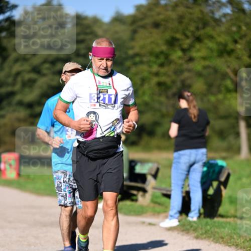 22.09.2024 - 32. Volkslauf durch das schöne Alstertal Dr. Thomas Lammeyer http://msf.ph/oto/7108837 22.09.2024 10:38:35 Laufen 3211 meine-sportfotos.de