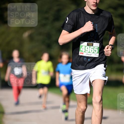 22.09.2024 - 32. Volkslauf durch das schöne Alstertal Dr. Thomas Lammeyer http://msf.ph/oto/7108982 22.09.2024 10:39:29 Laufen 4965 meine-sportfotos.de