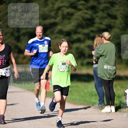 22.09.2024 - 32. Volkslauf durch das schöne Alstertal Dr. Thomas Lammeyer http://msf.ph/oto/7109049 22.09.2024 10:39:49 Laufen 4153, 4962 meine-sportfotos.de