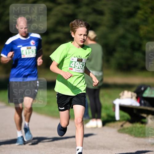 22.09.2024 - 32. Volkslauf durch das schöne Alstertal Dr. Thomas Lammeyer http://msf.ph/oto/7109058 22.09.2024 10:39:50 Laufen 4153, 4962 meine-sportfotos.de