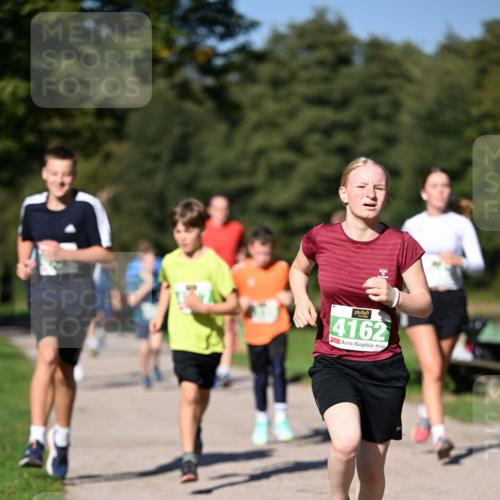 22.09.2024 - 32. Volkslauf durch das schöne Alstertal Dr. Thomas Lammeyer http://msf.ph/oto/7109235 22.09.2024 10:40:44 Laufen 4162 meine-sportfotos.de