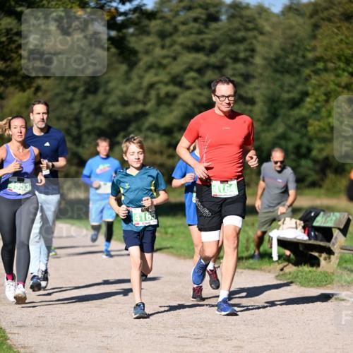 22.09.2024 - 32. Volkslauf durch das schöne Alstertal Dr. Thomas Lammeyer http://msf.ph/oto/7109248 22.09.2024 10:40:47 Laufen 4165, 4164 meine-sportfotos.de