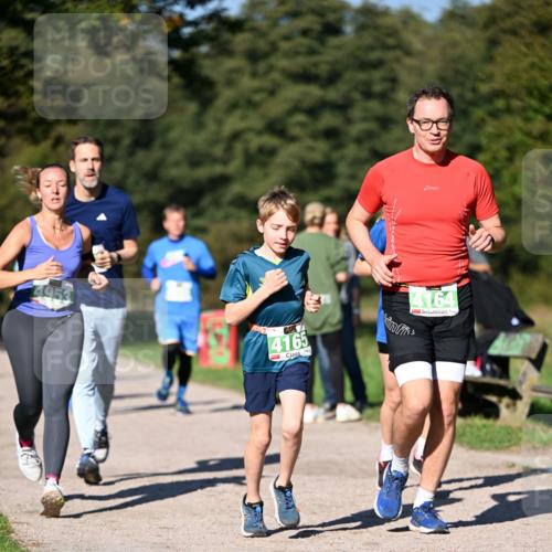 22.09.2024 - 32. Volkslauf durch das schöne Alstertal Dr. Thomas Lammeyer http://msf.ph/oto/7109254 22.09.2024 10:40:48 Laufen 4165, 4164 meine-sportfotos.de