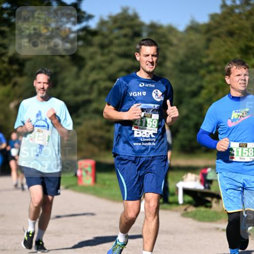 22.09.2024 - 32. Volkslauf durch das schöne Alstertal Dr. Thomas Lammeyer http://msf.ph/oto/7109278 22.09.2024 10:40:52 Laufen 4159, 4158 meine-sportfotos.de