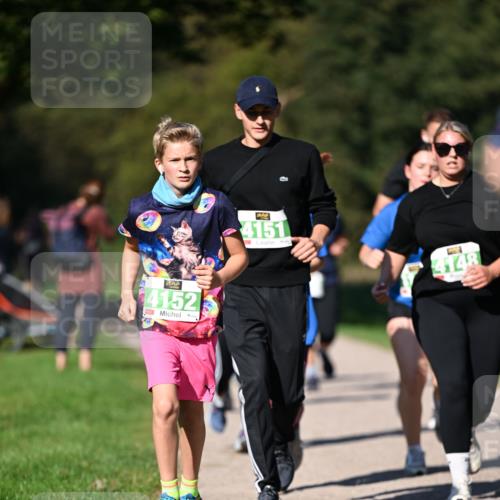 22.09.2024 - 32. Volkslauf durch das schöne Alstertal Dr. Thomas Lammeyer http://msf.ph/oto/7109450 22.09.2024 10:41:35 Laufen 4152, 4151, 3, 4148 meine-sportfotos.de