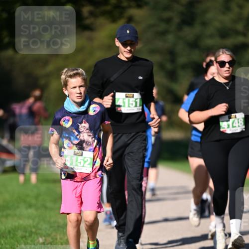 22.09.2024 - 32. Volkslauf durch das schöne Alstertal Dr. Thomas Lammeyer http://msf.ph/oto/7109452 22.09.2024 10:41:36 Laufen 4152, 4151, 4148 meine-sportfotos.de
