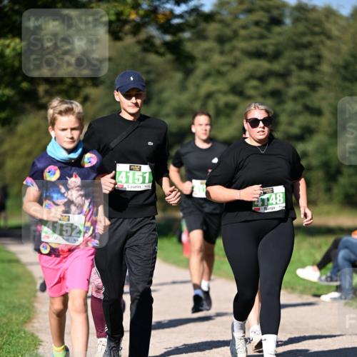 22.09.2024 - 32. Volkslauf durch das schöne Alstertal Dr. Thomas Lammeyer http://msf.ph/oto/7109461 22.09.2024 10:41:37 Laufen 4152, 4151, 4148 meine-sportfotos.de