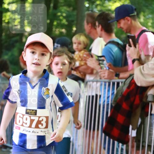 22.09.2024 - 32. Volkslauf durch das schöne Alstertal H.Heesch http://msf.ph/oto/7109850 22.09.2024 10:43:19 Ziel  meine-sportfotos.de