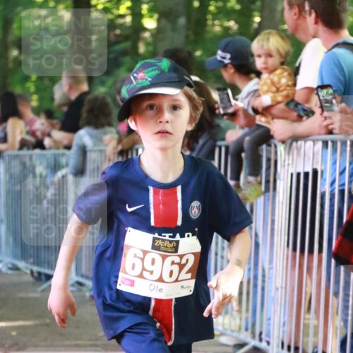 22.09.2024 - 32. Volkslauf durch das schöne Alstertal H.Heesch http://msf.ph/oto/7109875 22.09.2024 10:43:28 Ziel  meine-sportfotos.de