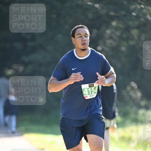 22.09.2024 - 32. Volkslauf durch das schöne Alstertal Dr. Thomas Lammeyer http://msf.ph/oto/7110011 22.09.2024 10:48:58 Laufen 4154, 8 meine-sportfotos.de