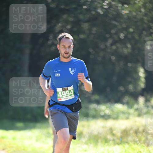 22.09.2024 - 32. Volkslauf durch das schöne Alstertal Dr. Thomas Lammeyer http://msf.ph/oto/7110195 22.09.2024 10:50:02 Laufen 6, 1920, 4954 meine-sportfotos.de