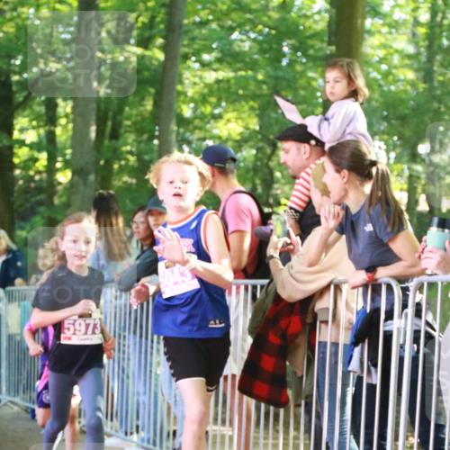 22.09.2024 - 32. Volkslauf durch das schöne Alstertal H.Heesch http://msf.ph/oto/7110288 22.09.2024 10:45:22 Ziel 5021, 5043, 5973 meine-sportfotos.de