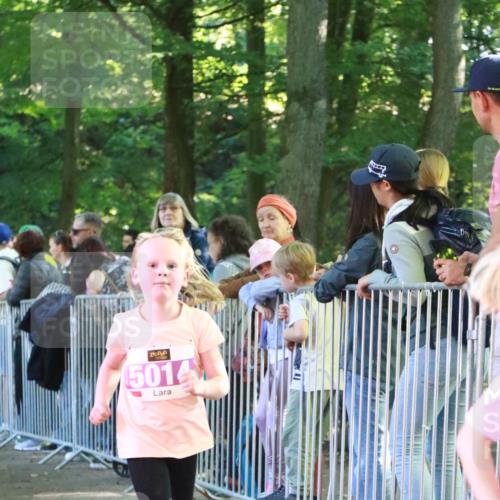 22.09.2024 - 32. Volkslauf durch das schöne Alstertal H.Heesch http://msf.ph/oto/7110492 22.09.2024 10:46:37 Ziel 5006, 5014, 5015, 5970 meine-sportfotos.de