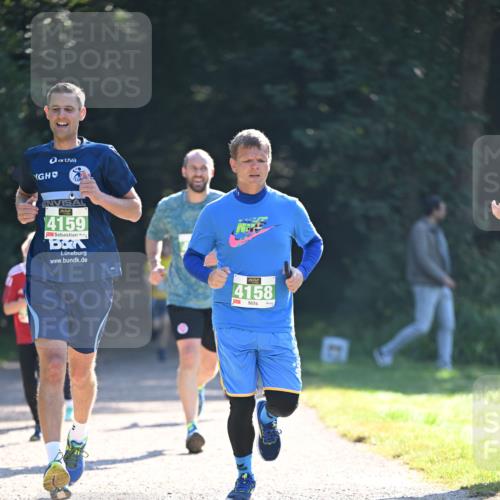 22.09.2024 - 32. Volkslauf durch das schöne Alstertal Dr. Thomas Lammeyer http://msf.ph/oto/7110708 22.09.2024 10:51:26 Laufen 4159, 4158 meine-sportfotos.de