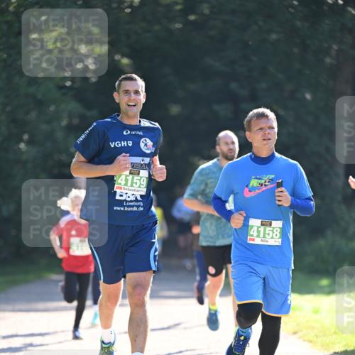 22.09.2024 - 32. Volkslauf durch das schöne Alstertal Dr. Thomas Lammeyer http://msf.ph/oto/7110718 22.09.2024 10:51:27 Laufen 4159, 4158 meine-sportfotos.de