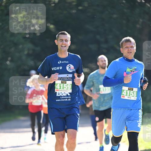 22.09.2024 - 32. Volkslauf durch das schöne Alstertal Dr. Thomas Lammeyer http://msf.ph/oto/7110726 22.09.2024 10:51:27 Laufen 4159, 4158 meine-sportfotos.de