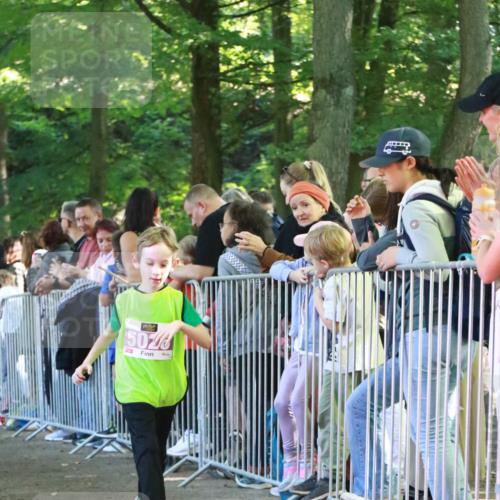22.09.2024 - 32. Volkslauf durch das schöne Alstertal H.Heesch http://msf.ph/oto/7110990 22.09.2024 10:48:55 Ziel 5026 meine-sportfotos.de