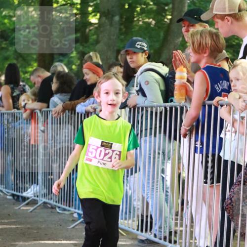 22.09.2024 - 32. Volkslauf durch das schöne Alstertal H.Heesch http://msf.ph/oto/7111019 22.09.2024 10:48:56 Ziel 5026 meine-sportfotos.de