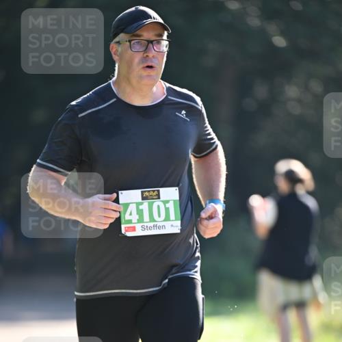 22.09.2024 - 32. Volkslauf durch das schöne Alstertal Dr. Thomas Lammeyer http://msf.ph/oto/7111166 22.09.2024 10:52:28 Laufen 4101 meine-sportfotos.de