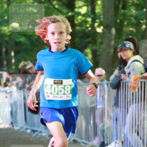 22.09.2024 - 32. Volkslauf durch das schöne Alstertal H.Heesch http://msf.ph/oto/7111293 22.09.2024 10:51:38 Ziel 4058 meine-sportfotos.de
