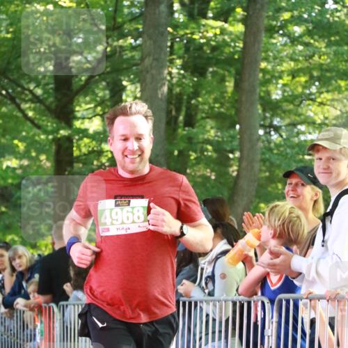 22.09.2024 - 32. Volkslauf durch das schöne Alstertal H.Heesch http://msf.ph/oto/7111322 22.09.2024 10:51:58 Ziel 4968 meine-sportfotos.de