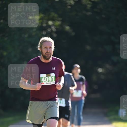 22.09.2024 - 32. Volkslauf durch das schöne Alstertal Dr. Thomas Lammeyer http://msf.ph/oto/7111445 22.09.2024 10:53:03 Laufen 4091 meine-sportfotos.de