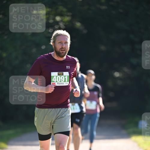 22.09.2024 - 32. Volkslauf durch das schöne Alstertal Dr. Thomas Lammeyer http://msf.ph/oto/7111449 22.09.2024 10:53:03 Laufen 4091 meine-sportfotos.de