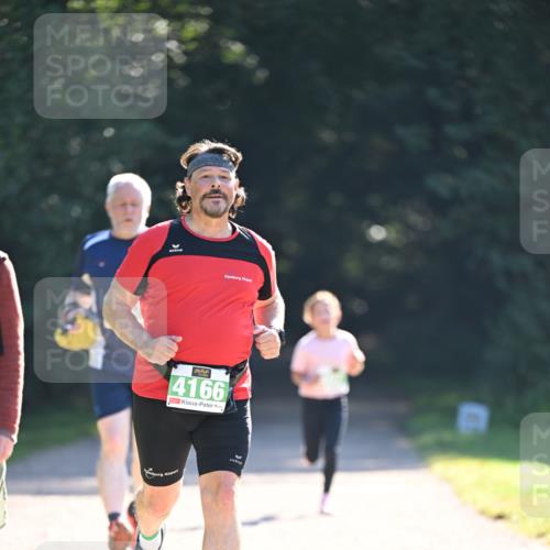 22.09.2024 - 32. Volkslauf durch das schöne Alstertal Dr. Thomas Lammeyer http://msf.ph/oto/7111682 22.09.2024 10:53:39 Laufen 4166 meine-sportfotos.de