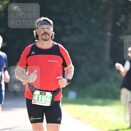 22.09.2024 - 32. Volkslauf durch das schöne Alstertal Dr. Thomas Lammeyer http://msf.ph/oto/7111708 22.09.2024 10:53:41 Laufen 4166 meine-sportfotos.de