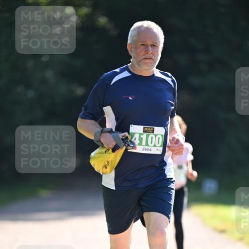 22.09.2024 - 32. Volkslauf durch das schöne Alstertal Dr. Thomas Lammeyer http://msf.ph/oto/7111719 22.09.2024 10:53:42 Laufen 4100 meine-sportfotos.de
