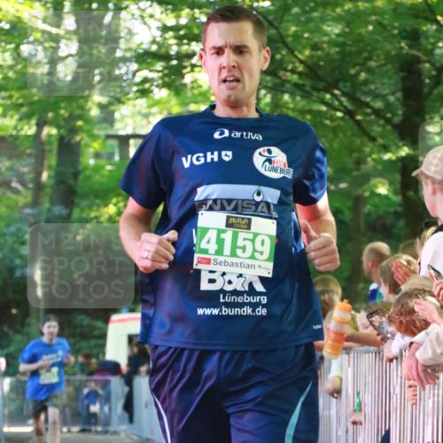 22.09.2024 - 32. Volkslauf durch das schöne Alstertal H.Heesch http://msf.ph/oto/7111846 22.09.2024 10:55:13 Ziel 4142, 4158, 4159, 4951 meine-sportfotos.de