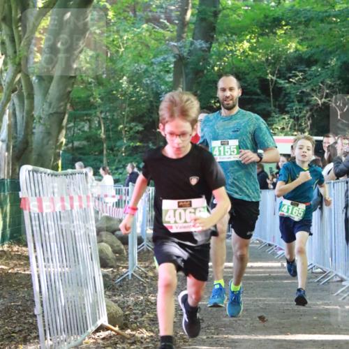 22.09.2024 - 32. Volkslauf durch das schöne Alstertal H.Heesch http://msf.ph/oto/7111958 22.09.2024 10:55:45 Ziel 4066, 4103, 4155, 4164, 4165 meine-sportfotos.de