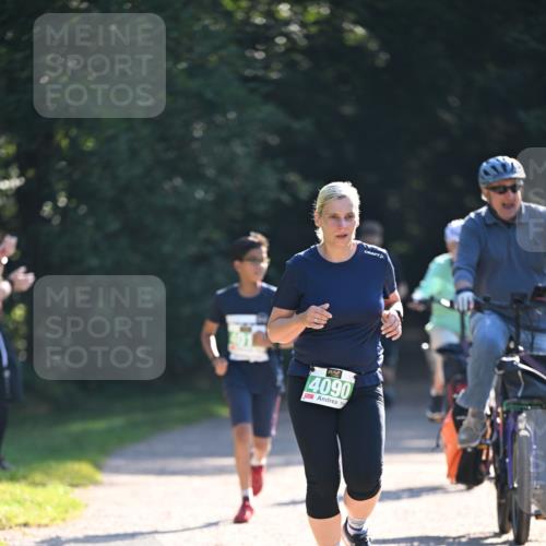 22.09.2024 - 32. Volkslauf durch das schöne Alstertal Dr. Thomas Lammeyer http://msf.ph/oto/7112107 22.09.2024 10:54:37 Laufen 4090 meine-sportfotos.de