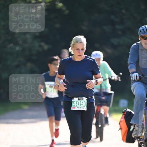 22.09.2024 - 32. Volkslauf durch das schöne Alstertal Dr. Thomas Lammeyer http://msf.ph/oto/7112143 22.09.2024 10:54:38 Laufen 4090 meine-sportfotos.de